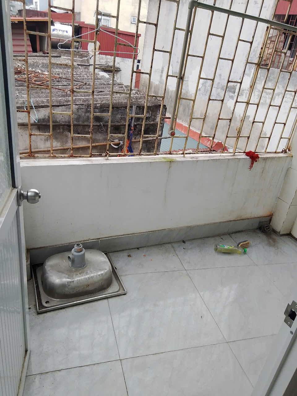 Bán nhà Phố Đình Đông, P. Cầu Dền, Q. Hai Bà Trưng 4 tầng, 2 ngủ, 2 WC, 1.85 tỷ gia lộc nhẹ - Ảnh 1